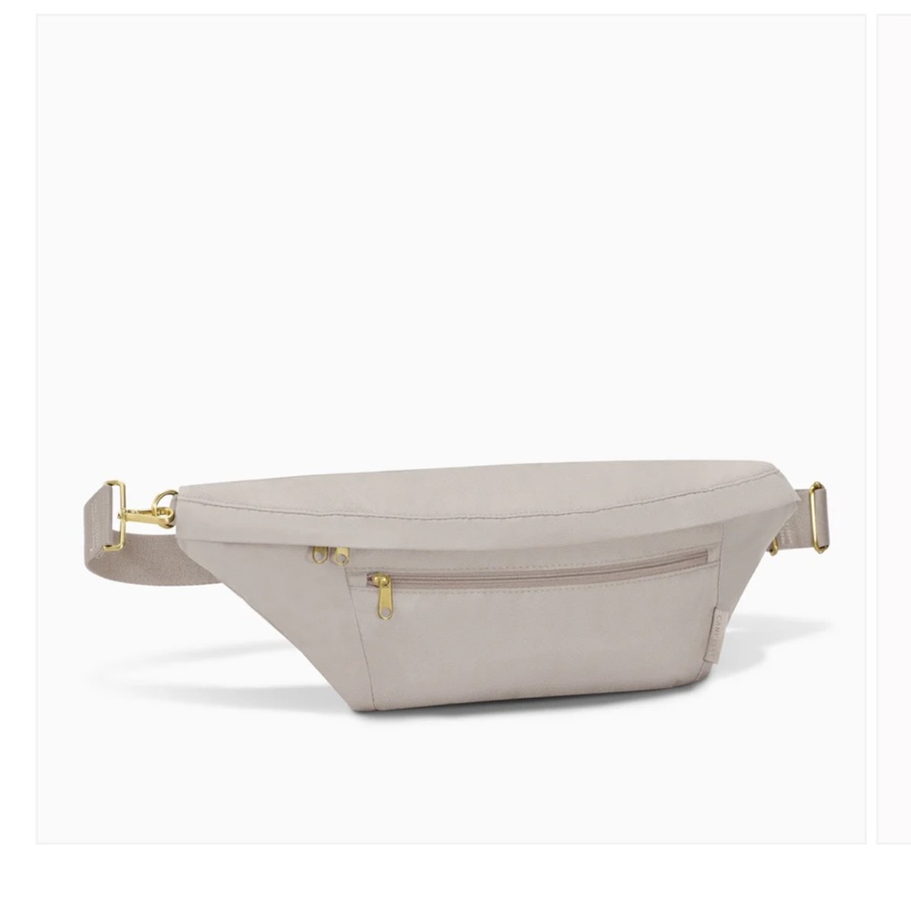 Gray and Gold Crossbody Bag with Sleek Design